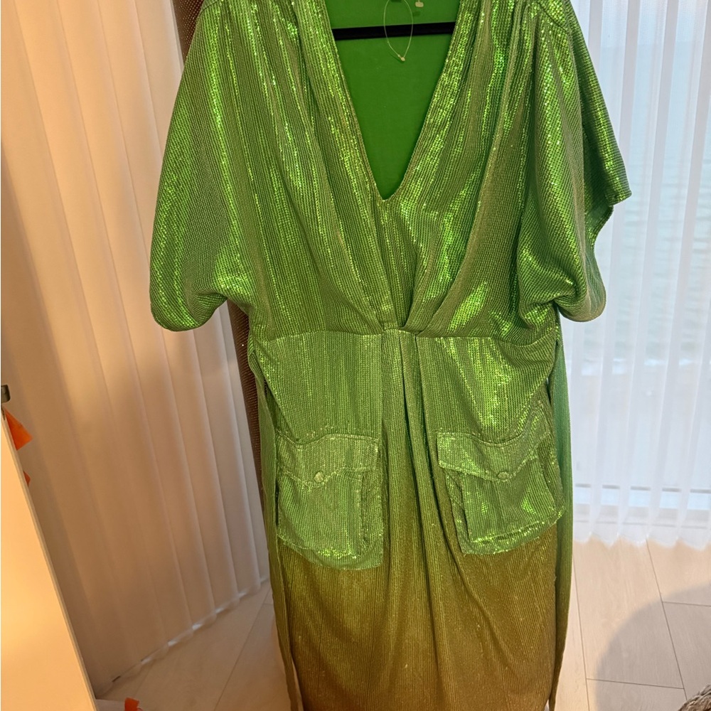 Shimmering Sparkle Rhinestone Green Dress w Pockets Great holidays Christmas